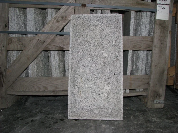 Плитка гранітна G603 Light Grey 600x300x20 + 30 Скеля