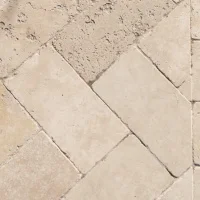 Плитка із травертину Classic Light Tumbled 3,2х10х20 см, бруківка бежева зістарена Антик Standart