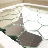 Мозаика зеркальная DecorStoneHub Zs-hex-Z серебристая 304х303 мм соты для зонирования пространства