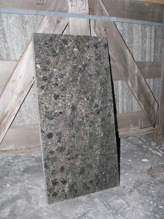 Плитка гранітна Костянтинівський кар'єр 600х300х20 мм Полірована