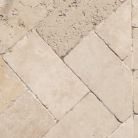 Плитка из травертина Classic Light Tumbled 3,2х10х20 см, брусчатка бежевая состаренная Антик Standart