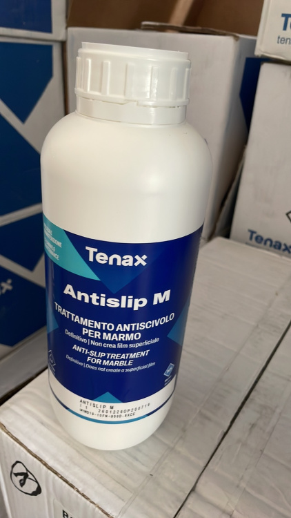 Средство против скольжения Tenax Antislip M 1 л кислотное для мрамора и мраморного агломерата