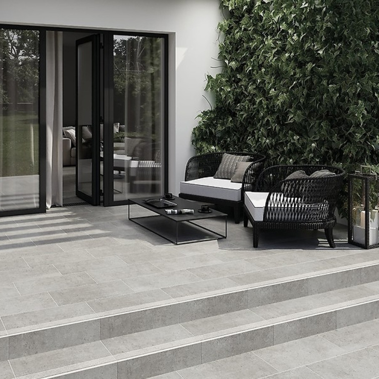 HIGHBROOK GREY STEPTREAD