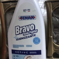 Очищувач Bravo Stain Fighter ACTIVE (лужний) (0,75 л) TENAX