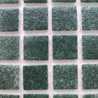 Мозаїка зі скла AquaMo PW25212 Dark Green 25x25x4 (317x317) мм глянцева на сітці
