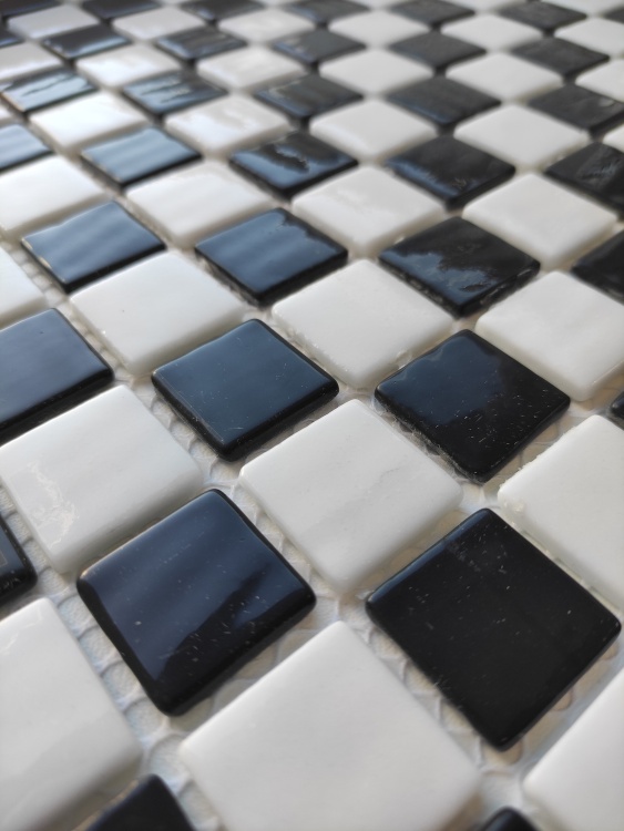 Мозаїка зі скла AquaMo MX25-1/05/09 Chess 25x25x4 (317x317) мм глянцева на сітці