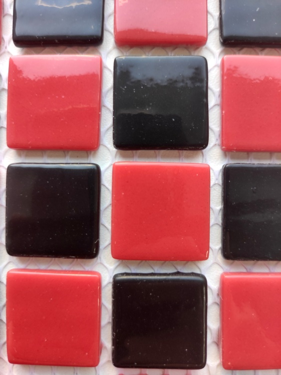 Мозаїка зі скла AquaMo MX25-1/09/21 Chess 25x25x4 (317x317) мм глянцева на сітці