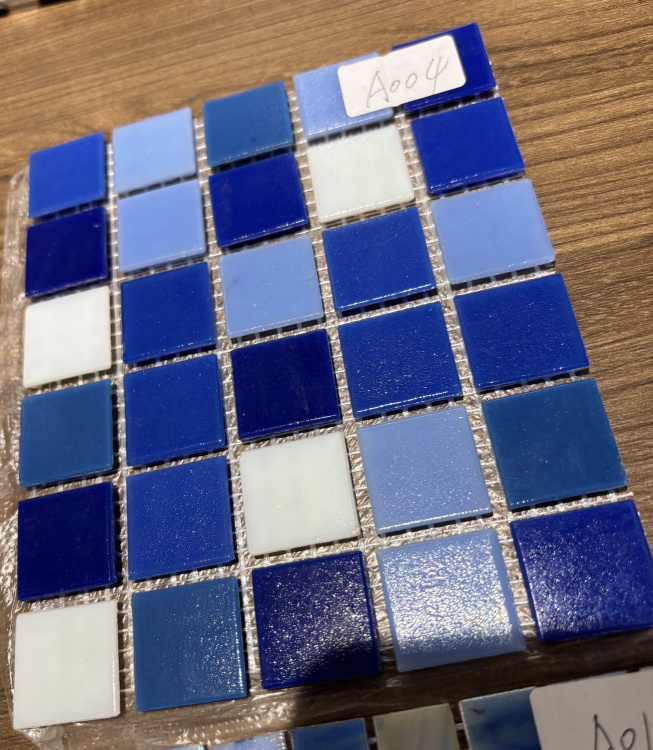 Мозаика стеклянная V-MOS A004 Ultra Blue Mozaico de Lux