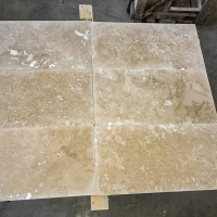 Плитка з травертину Light Filled and Honed 1,2 х30, 5х61 см, бежева матова заповнена шліфована Standart 2-nd ch.