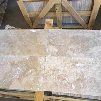Плитка з травертину Light Filled and Honed 1,2 х30, 5х61 см, бежева матова заповнена шліфована Standart 2-nd ch.