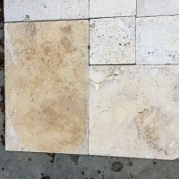 Плитка з травертину Classic Light Tumbled 1,2х20,3х20,3 см, бежева із зістареною поверхнею Антик Standart