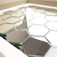 Мозаика зеркальная DecorStoneHub Zs-hex-Z серебристая 304х303 мм соты для зонирования пространства