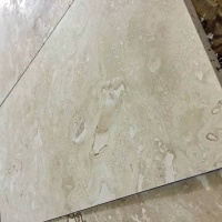 Плитка з травертину Light Filled and Honed 1,2х20,3х40,6 см, бежева матова заповнена шліфована Standart 2-nd ch.