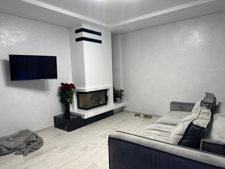 Портал для камина Bravo Техно-2 Volakas + Nero Marquina мрамор белый/черный угловой