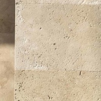 Плитка з травертину Light Brushed 1,2 х30, 5х61 см, бежева брашована Standart